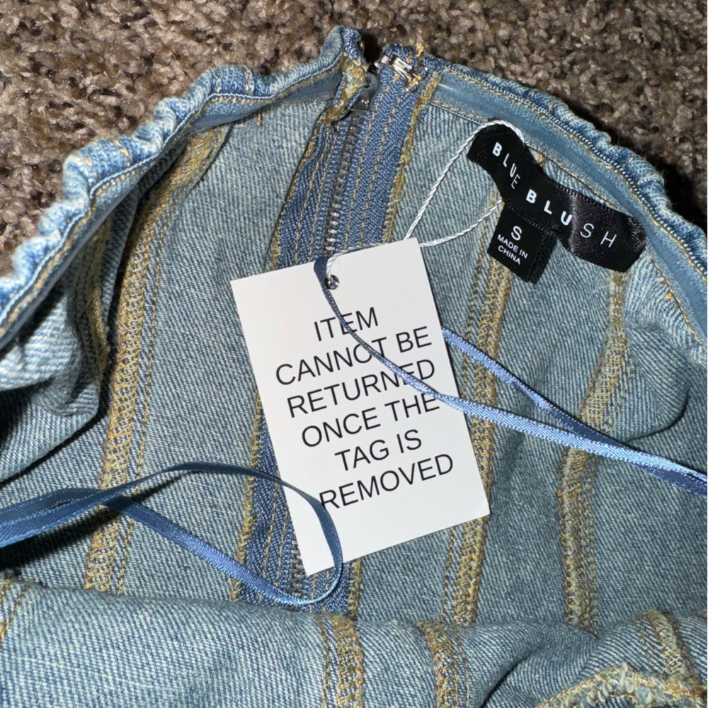 Punchy Blonde strapless denim dress - Picture 2 of 4